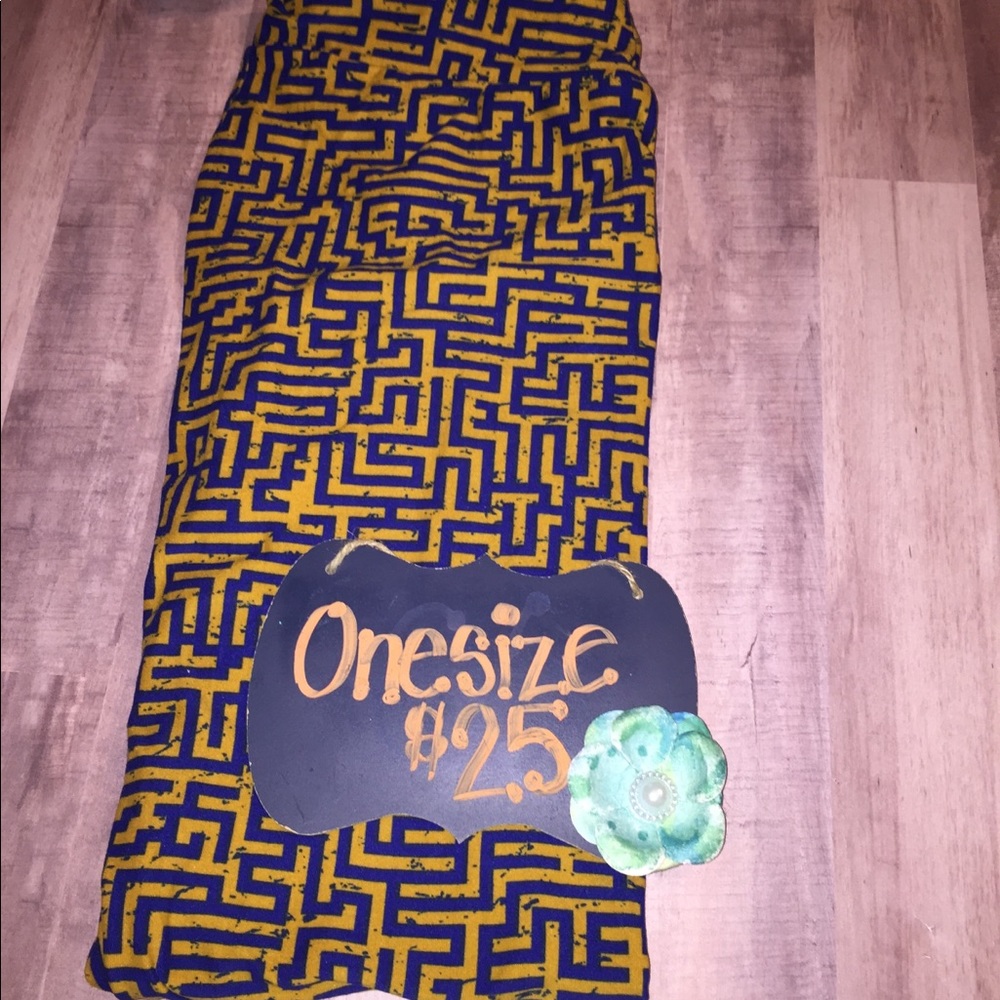 New Lularoe Onesize Leggings 💕